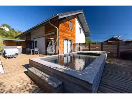 maison jumelée avec piscine