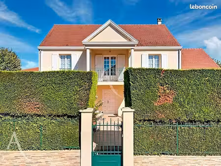maison 7 pièces 153 m²