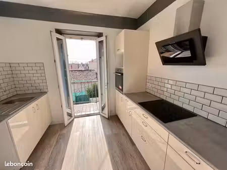 t2 meublé toulon ouest 47m²