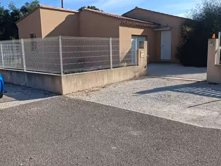 maison 4pièces avec garage et jardin