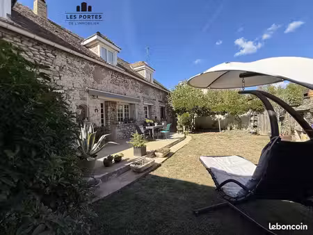 maison 6 pièces 158 m²