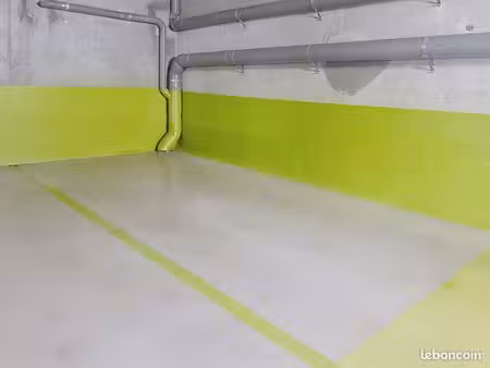 vend place de parking 12m² en sous-sol sécurisé - quartier la justice / missak manouchian