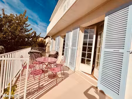 montgeron - maison d’architecte 195 m² - 5 chambres + bureau - triple vitrage - quartier l