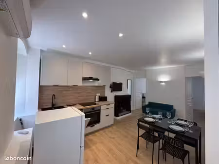 appartement à louer centre ville île rousse