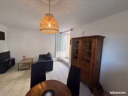 superbe appartement t2 meublé et rénové