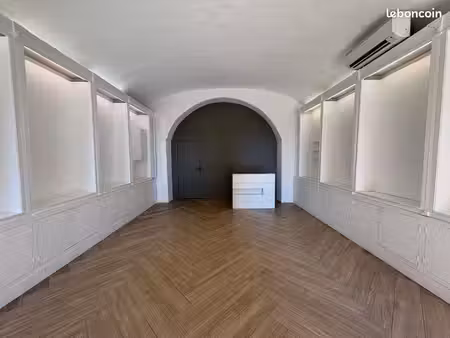 local commercial cours grandval