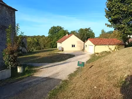 maison individuelle de plain-pied de 100 m²+garage 50m2 sur terrain de 3 079 m²