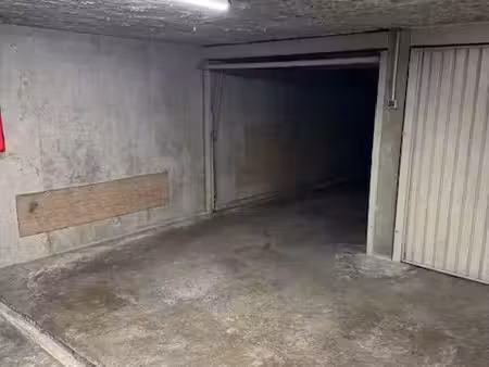 garage part dieu 19 900 euros
