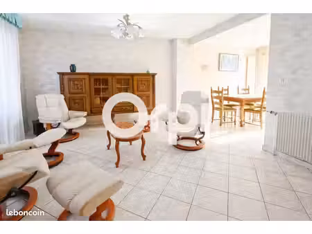 maison 4 pièces 75 m²
