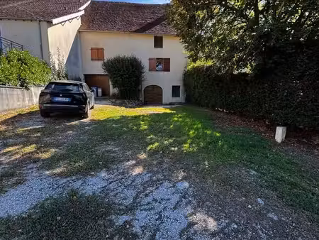propriété 4 pièces 143 m²