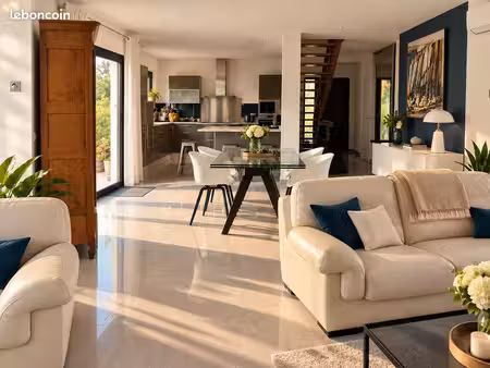 maison contemporaine 204 m2 sur 500 m2