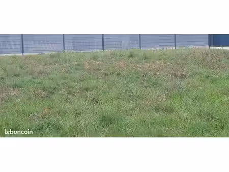terrain 490 m² lanton