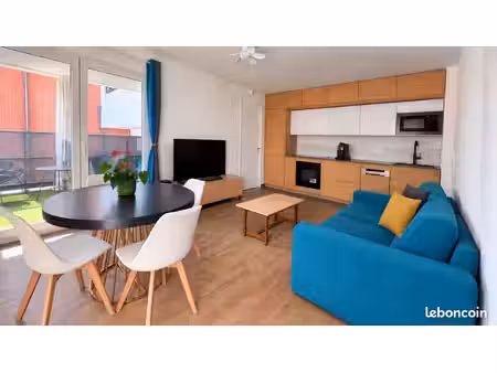 t3 récent avec terrasse – romainville  quartier de l’horloge