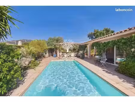 propriété 3 pièces 75 m²