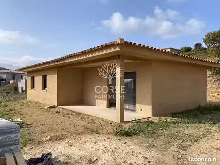 maison 4 pièces 82 m²