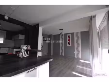maison 4 pièces 75 m²
