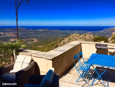 maison de village avec vue mer exceptionnelle