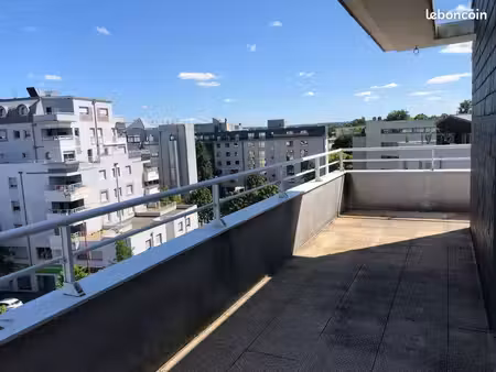 loue appartement 3 pièces