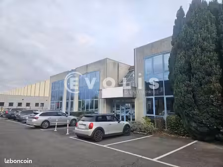 bureaux 161 m²