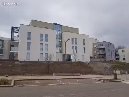 bel appartement t3 avec terrasse de 65m²