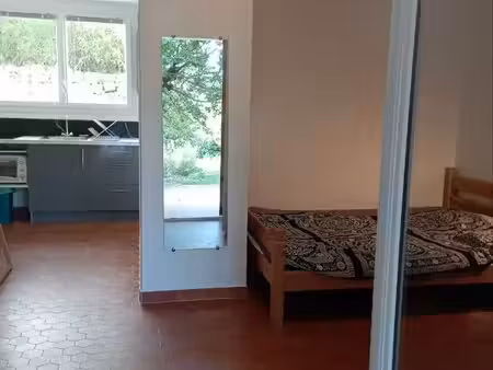 studio 27  5m2 à louer