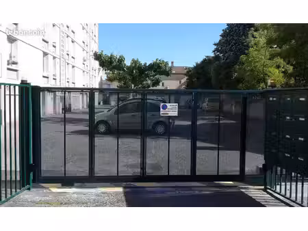 garage a louer
