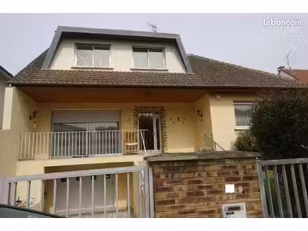maison 6 pièces 144 m²