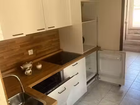 maison bastelica à l année meublé
