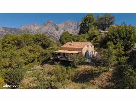 maison de charme à vendre à bocognano