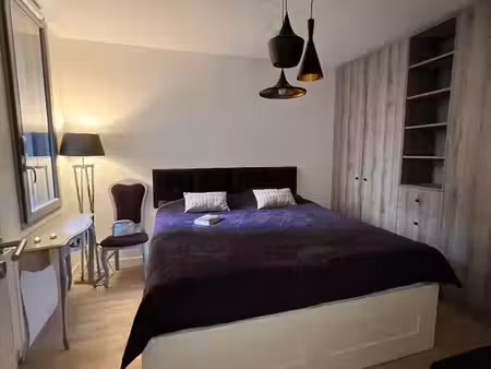 joli t2 meublé agréable à vivre