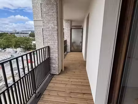appartement 4 pièces 77 m²