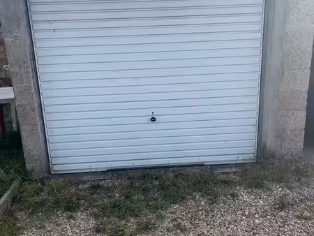 box fermé sur nanterre ville