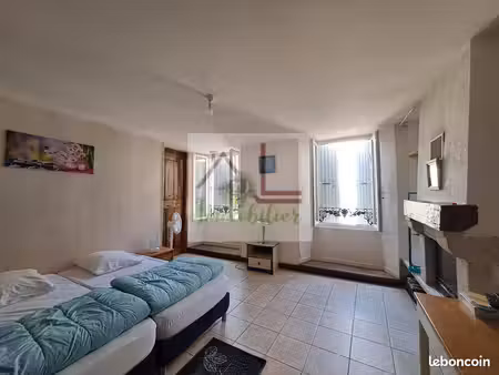 appartement 1 pièce 47 m²