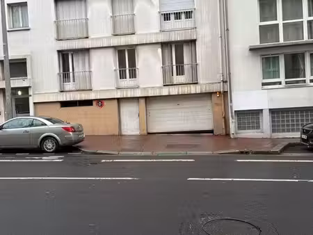 particulier vends box à caen à 600m de la gare