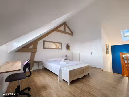 superbe maison de ville meublée – 80 m² – 2 chambres