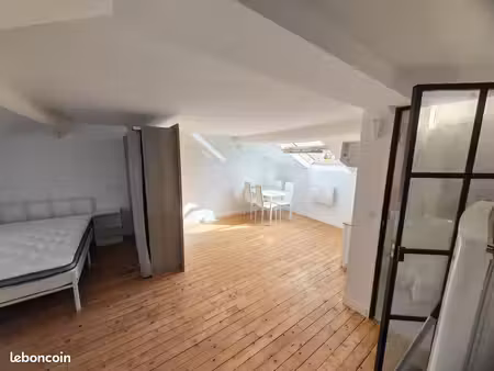 45m2 meublé  neuf  7 min pied rer