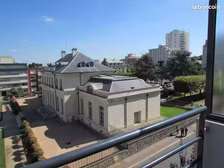 t2 à 5 min de gare le raincy- villemoble