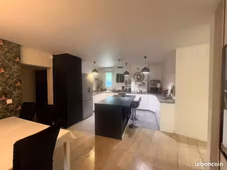 nanterre – 3 pièces 66 7 m² avec jardin privatif – parking – cave – 350 000