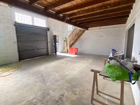 local commercial/ entrepôt / dépôt saint ouen