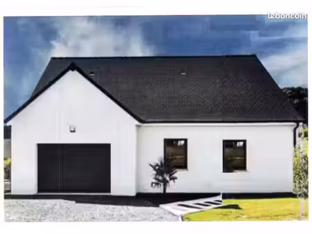 maison de plain pied de 2 chambres avec garage