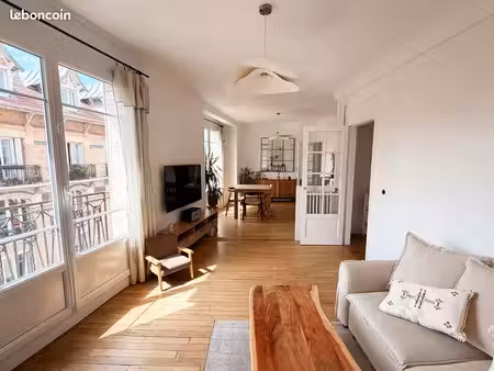 clamart gare — t3 66 m² rénové  double séjour plein sud  vue tour eiffel