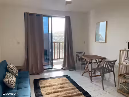 studio a louer fort de france meublé et équipé