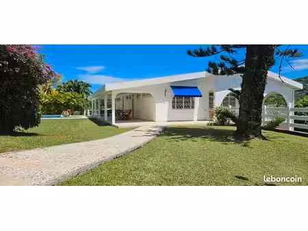 location villa f5 meublée avec piscine