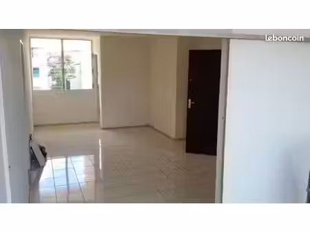 f3 à ducos
