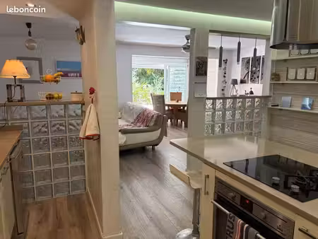 5 pièces - 125 m2 - schoelcher