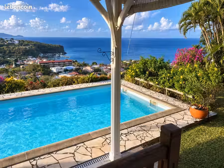 villa créole de charme avec piscine et vue mer exceptionnelle – case-pilote