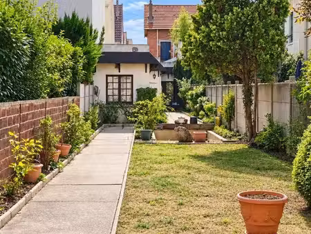 maison 6 pièces 107 m²