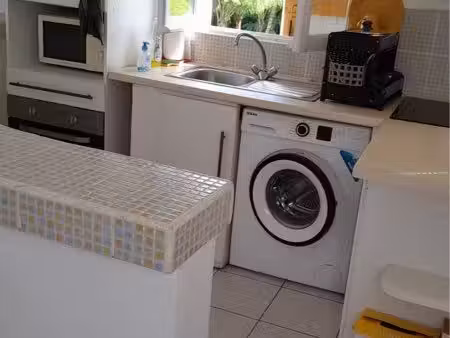 bel appartement f2 meublé avec balcon