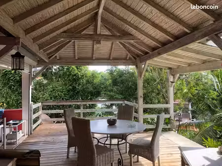 petite maison type f2 proche commodités et plages