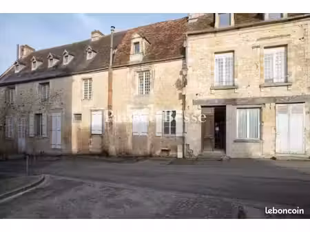 immeuble 14 pièces 501 m²
